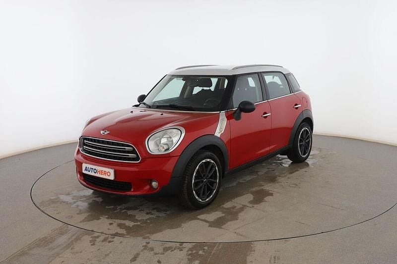 Usado Mini Cooper D 110 CV (80 kW) 2016 Rojo Utilitario