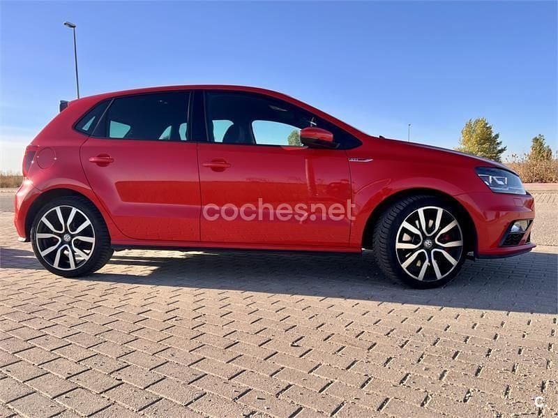 Usado VW Polo GTI 192 CV (141 kW) 2016 Rojo Berlina