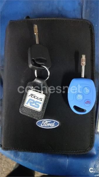 Usado Ford Focus RS 220 CV (161 kW) 2003 Azul Berlina