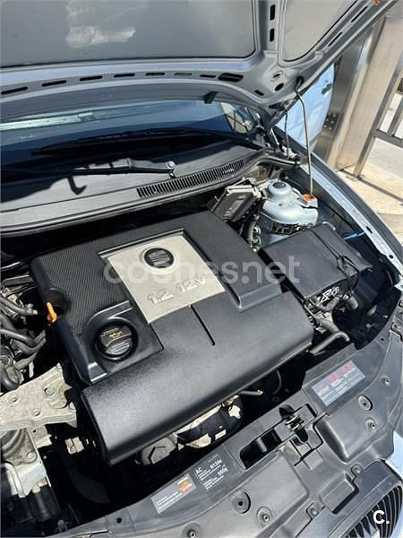 Begagnad Seat Ibiza Fresh 64 HK (47 kW) 2004 Blå Halvkombi