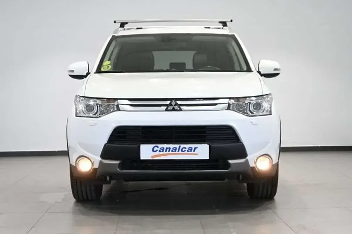 Usado Mitsubishi Outlander 150 CV (110 kW) 2014 Blanco SUV