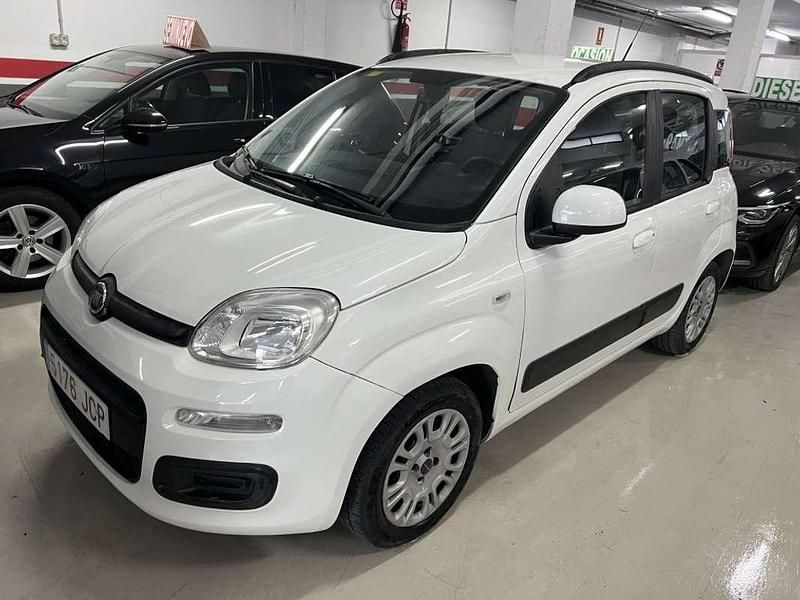 Usado Fiat Panda Young 69 CV (50 kW) 2015 Blanco Utilitario