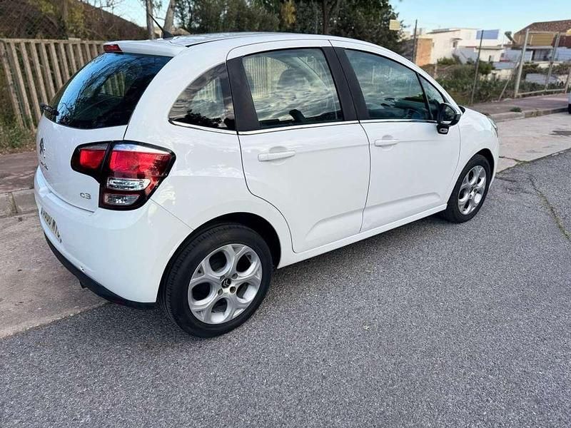 Usado Citroën C3 Feel 82 CV (60 kW) 2016 Blanco Utilitario