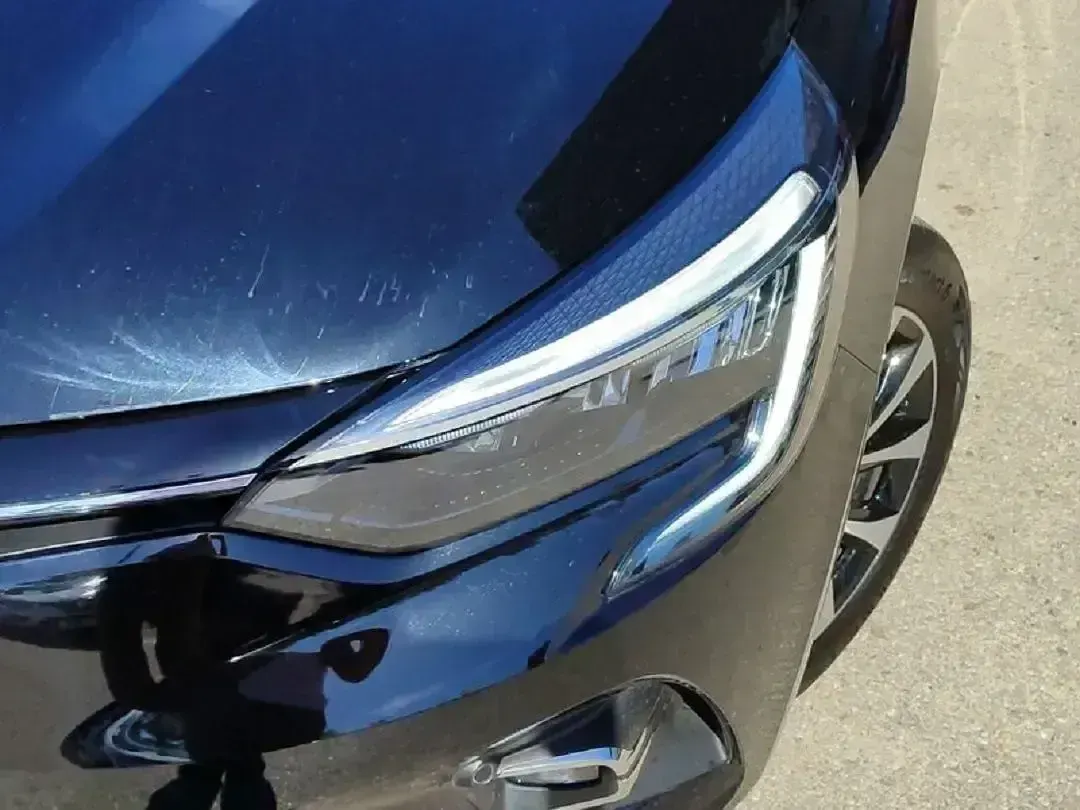 Usado Renault Clio Techno 140 CV (102 kW) 2023 Negro Utilitario