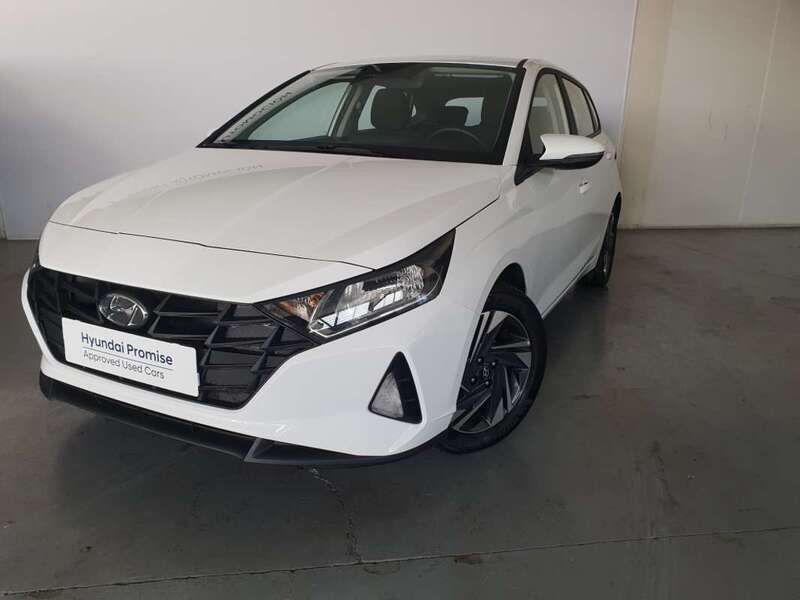 Blanco Usado 2023 Hyundai i20 Utilitario | 19.900 € (Un poco caro) - Imagen 1/4