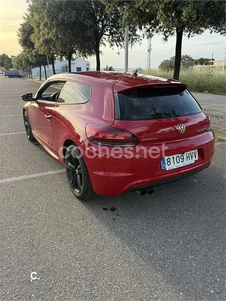 Usado VW Scirocco R-line 140 CV (102 kW) 2014 Rojo Coupe