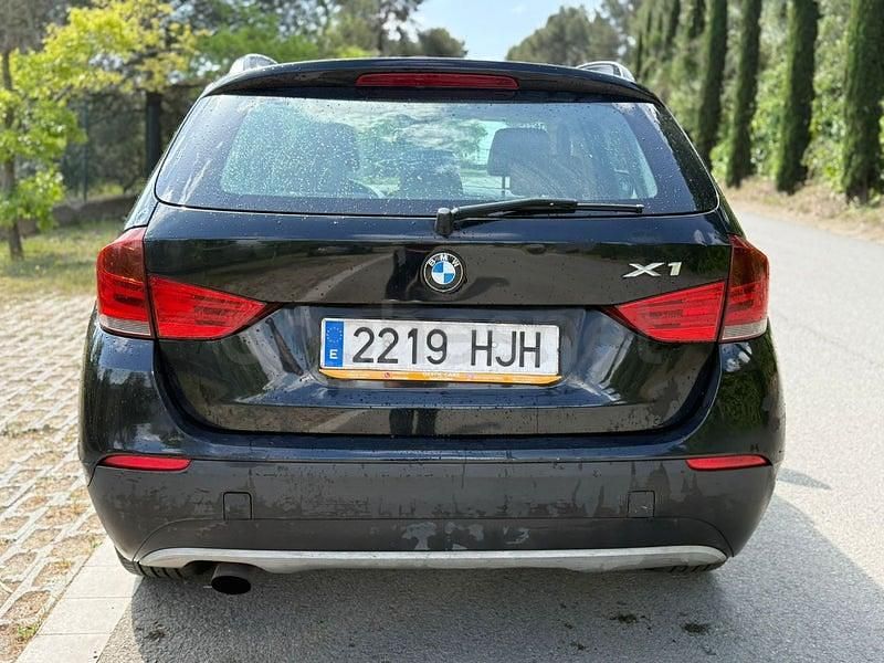 Usado BMW X1 143 HP (105 kW) 2012 Preto SUV
