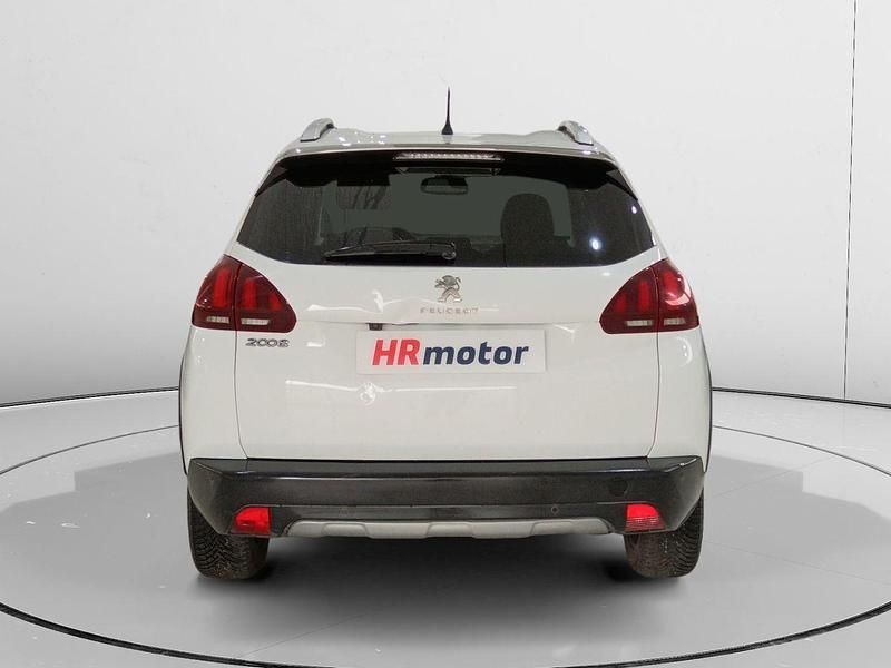 Usado Peugeot 2008 Allure 110 CV (80 kW) 2018 Blanco SUV