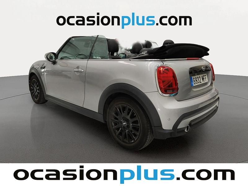Usado Mini Cooper 136 CV (100 kW) 2023 Gris plata Utilitario