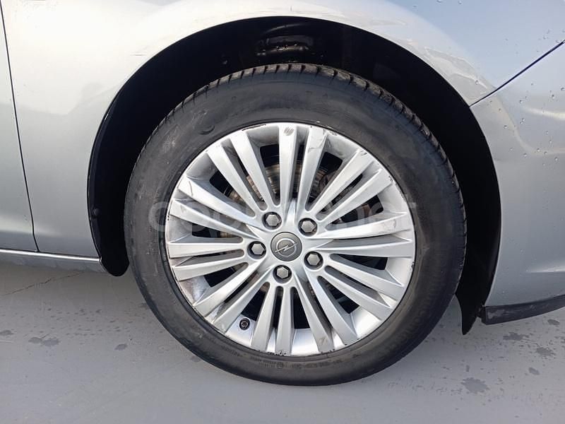 Usado Opel Astra Selective 110 HP (80 kW) 2016 Cinzento Sedan