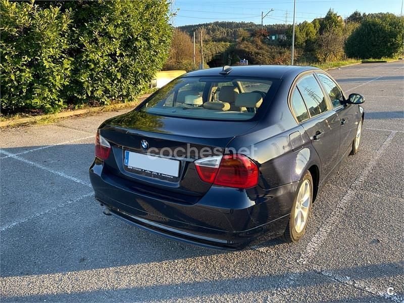 Usado BMW 320 163 CV (119 kW) 2007 Azul Berlina
