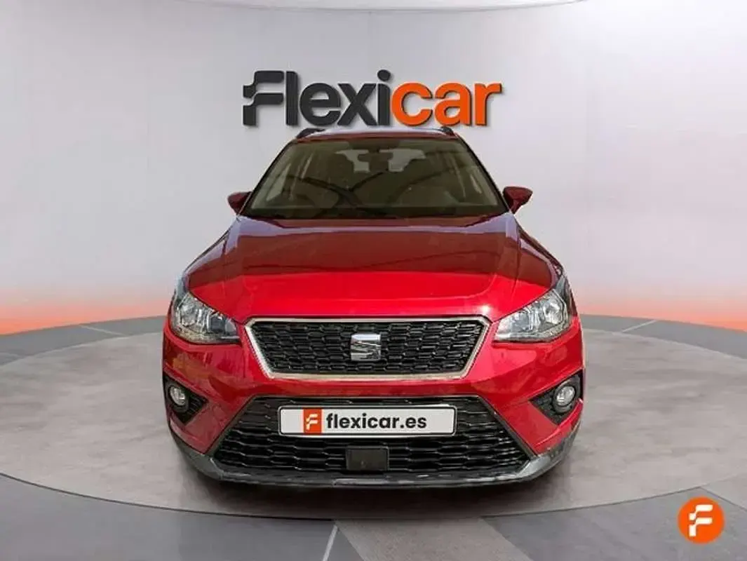 Usado Seat Arona Ecomotive 116 CV (85 kW) 2018 Rojo SUV