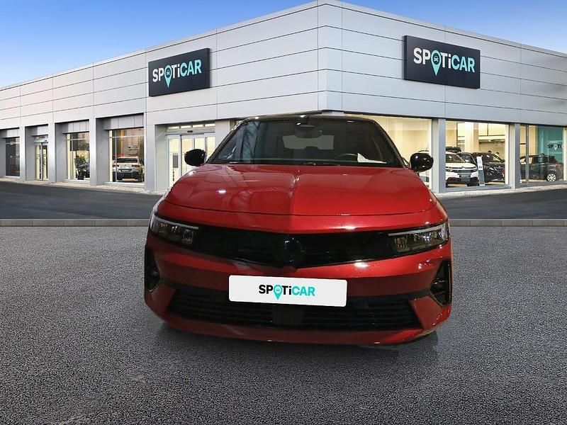 Usado Opel Astra 114 kW (156 CV) 2024 Rojo Familiar
