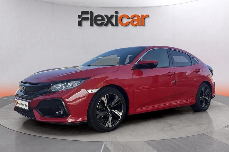 Usado Honda Civic Elegance 129 CV (94 kW) 2018 Rojo Berlina