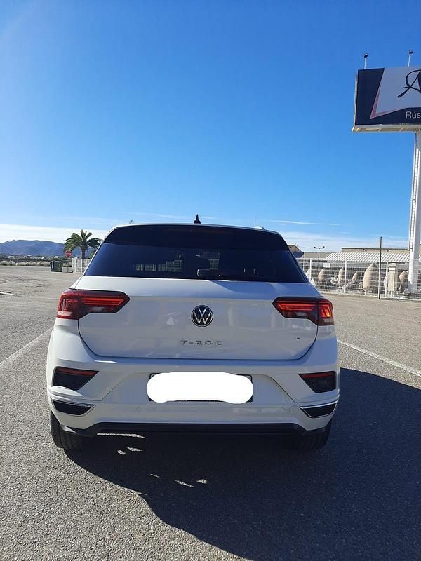 Usado VW T-Roc R-line 150 CV (110 kW) 2022 Blanco SUV