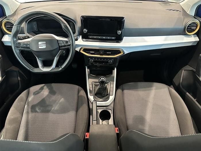 Usado Seat Arona Style 115 CV (84 kW) 2025 Blanco SUV
