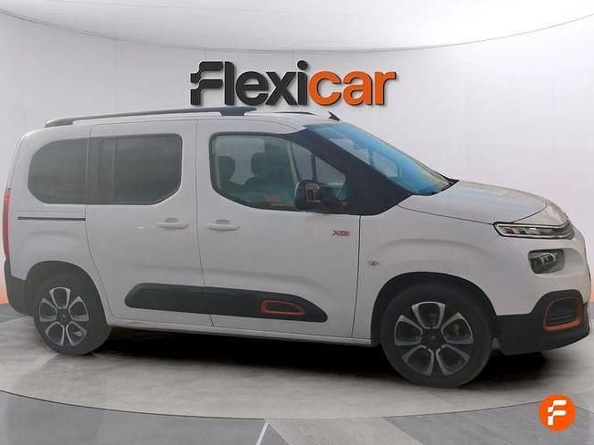 Usado Citroën Berlingo Shine 102 CV (75 kW) 2020 Blanco Monovolumen