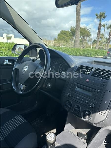 Usado VW Polo United 70 CV (51 kW) 2008 Negro Utilitario