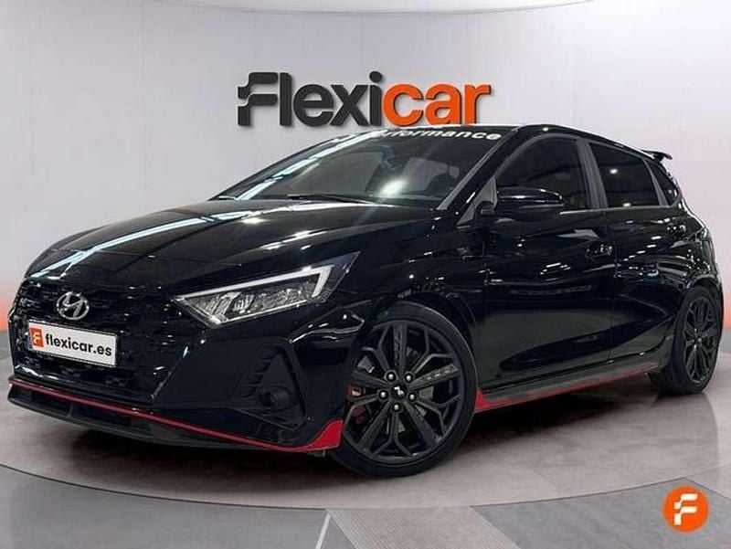 Usado Hyundai i20 204 CV (150 kW) 2023 Negro Utilitario
