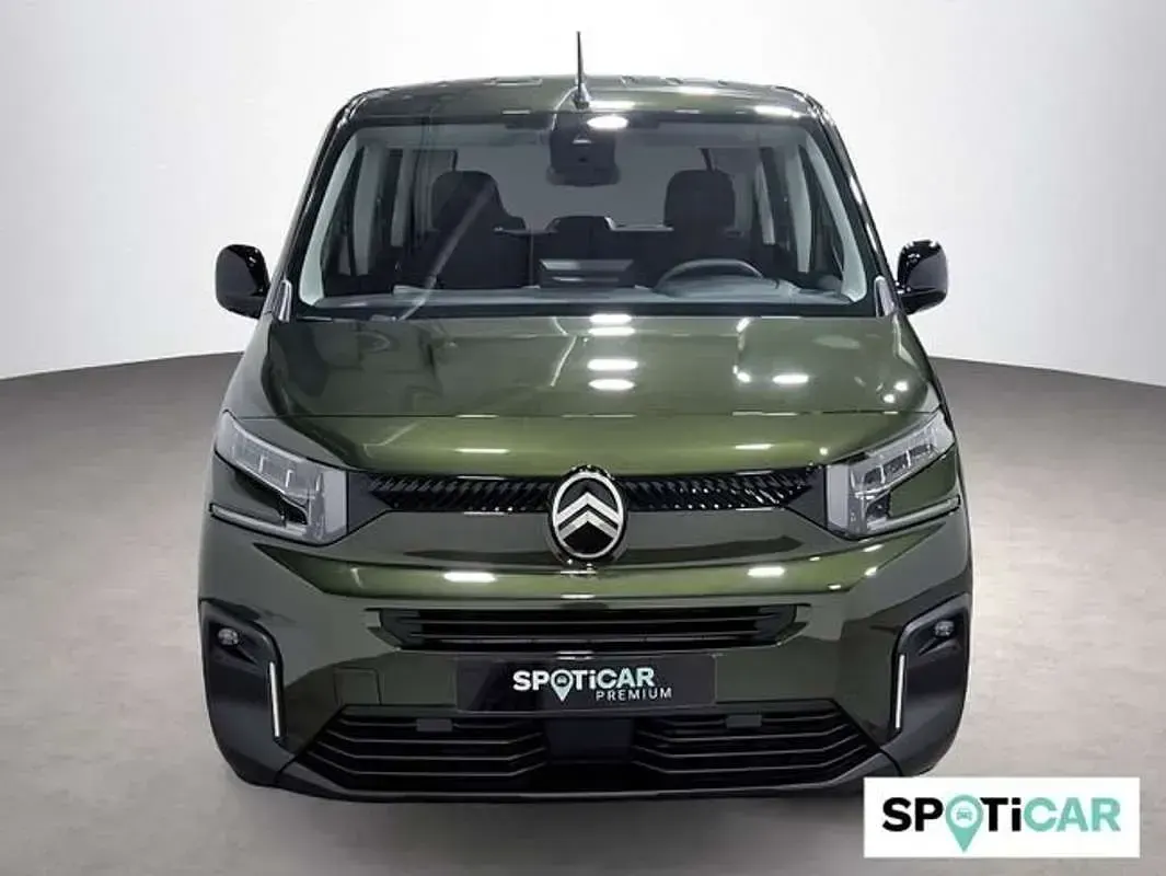 Nuevo Citroën Berlingo 102 CV (75 kW) 2025 Verde Monovolumen