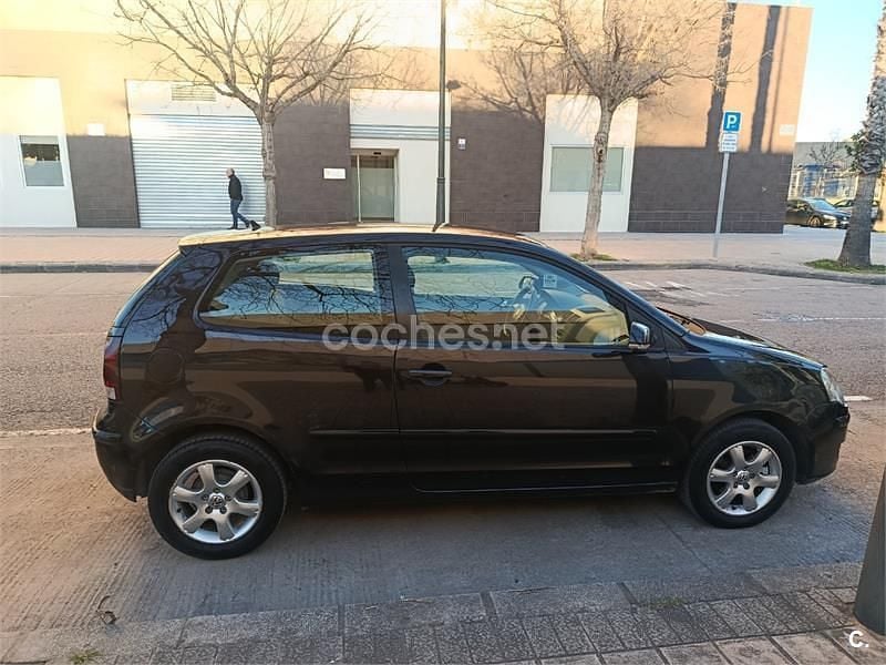 Usado VW Polo GT 75 CV (55 kW) 2006 Negro Utilitario