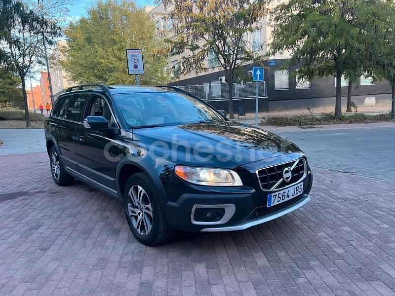 Negro Usado 2012 Volvo XC70 Momentum SUV | 7999 € - Imagen 1/4