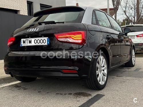 Usado Audi A1 Sportback Attraction 116 CV (85 kW) 2017 Negro Utilitario