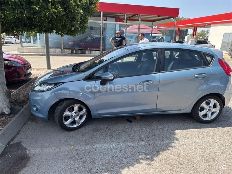 Azul Usado 2009 Ford Fiesta Trend Utilitario | 3000 € (Buen precio) - Imagen 1/1