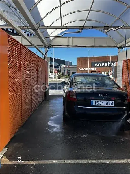 Usado Audi A6 130 CV (95 kW) 2002 Azul Berlina
