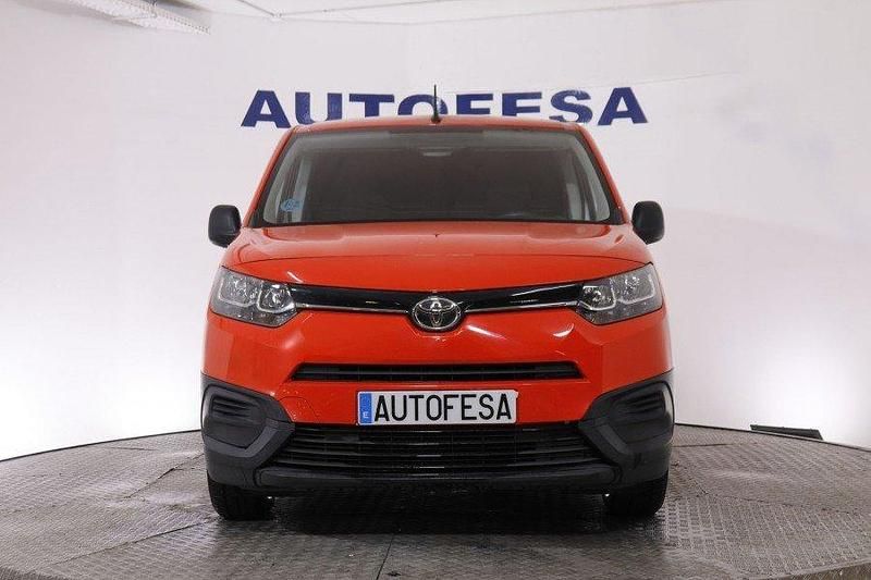 Usado Toyota Proace City 102 CV (75 kW) 2022 Blanco Monovolumen