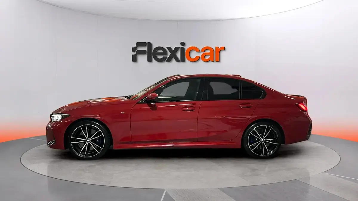 Usado BMW 320 190 CV (139 kW) 2024 Rojo Berlina