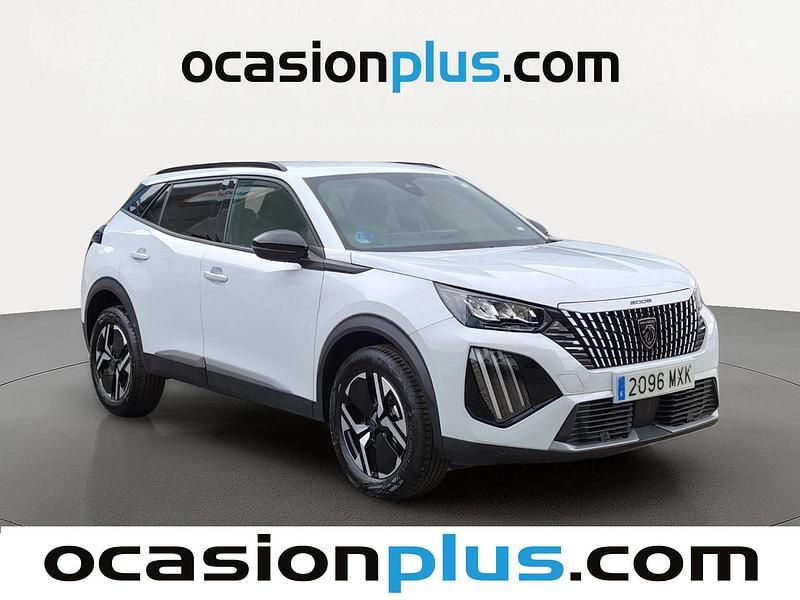 Usado Peugeot 2008 Allure 136 CV (100 kW) 2024 Blanco SUV