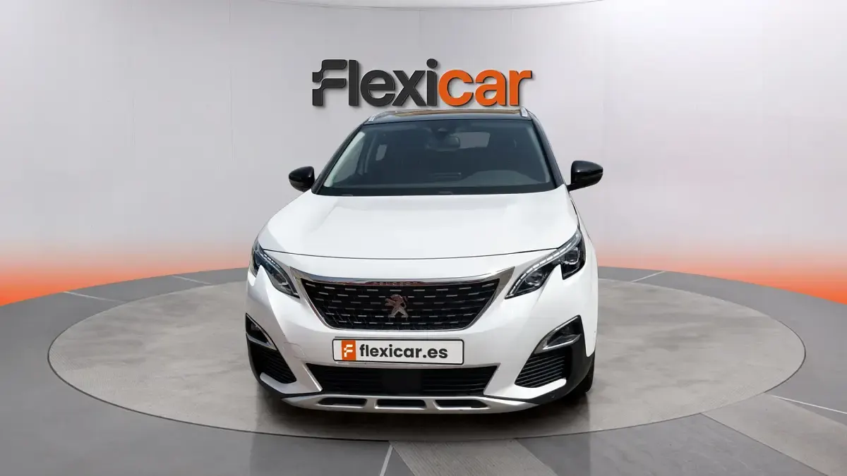 Usado Peugeot 3008 Allure 131 CV (96 kW) 2018 Blanco SUV