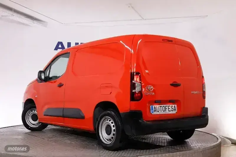 Usado Toyota Proace Verso City 102 CV (75 kW) 2022 Blanco Familiar