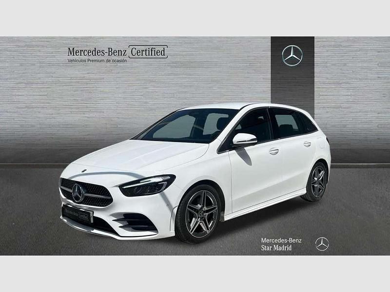 Blanco Usado 2024 Mercedes B180 Monovolumen | 31.595 € (Un poco caro) - Imagen 1/4
