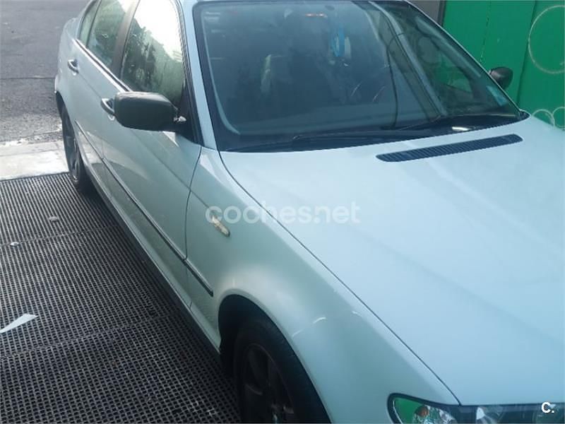 Usado BMW 320 136 CV (100 kW) 2002 Blanco Berlina