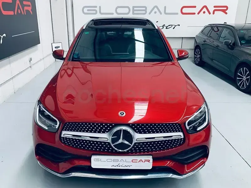 Usado Mercedes GLC300 258 CV (189 kW) 2022 Granate SUV