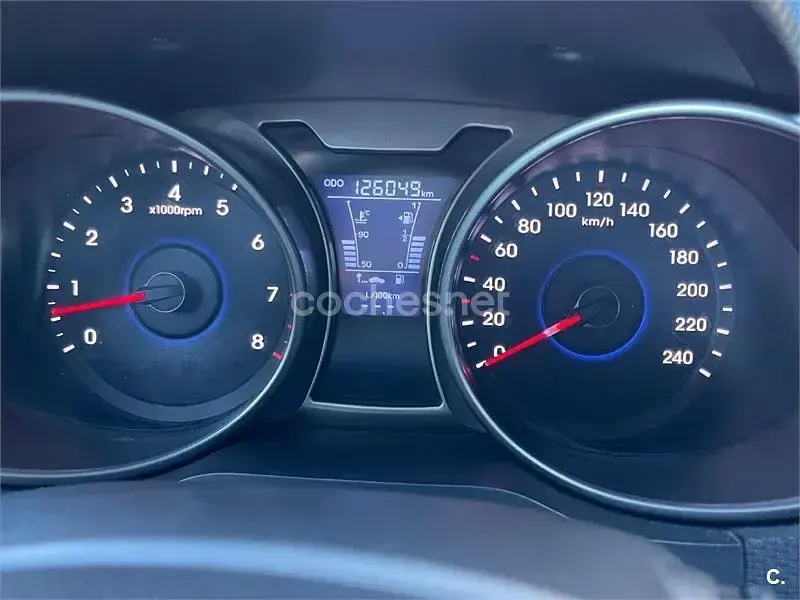 Usado Hyundai Veloster Sport 140 CV (102 kW) 2011 Blanco Utilitario