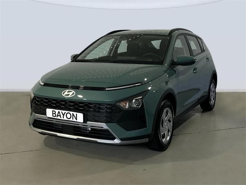 Mangrove green Nuevo 2025 Hyundai Bayon SUV | 21.008 € - Imagen 1/4