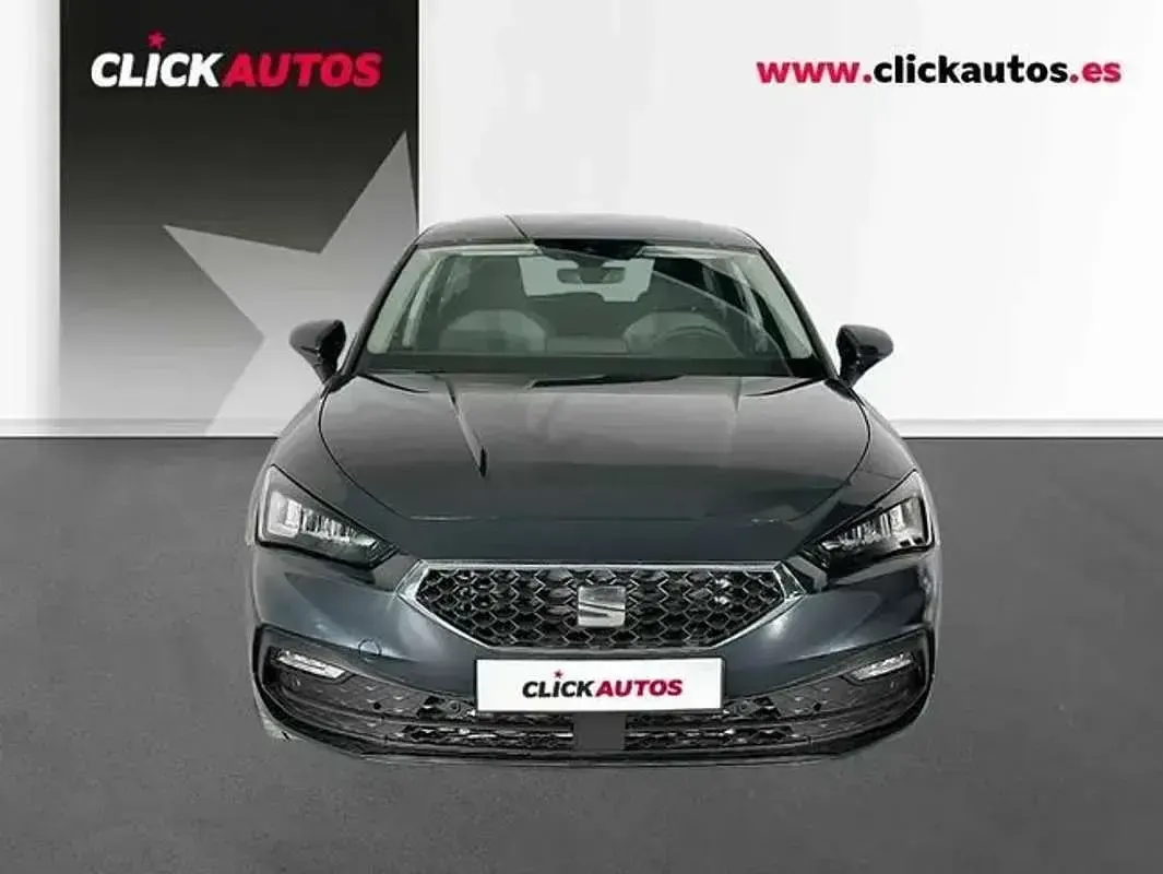 Begagnad Seat Leon Style 116 HK (85 kW) 2025 Grå Halvkombi