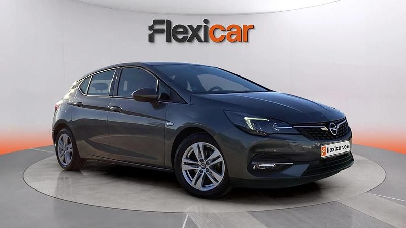 Usado Opel Astra GS Line 131 CV (96 kW) 2020 Gris Berlina