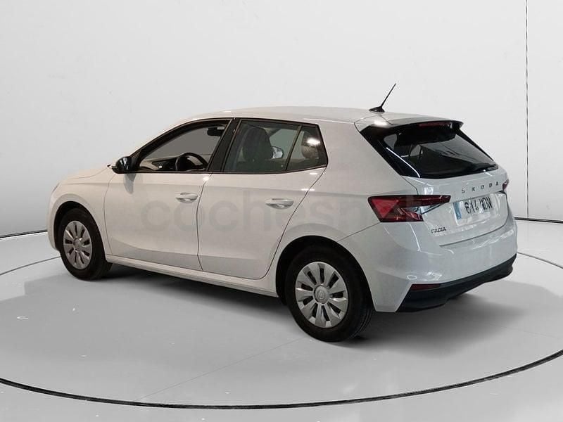 Usado Skoda Fabia Essence 80 CV (58 kW) 2023 Blanco Utilitario
