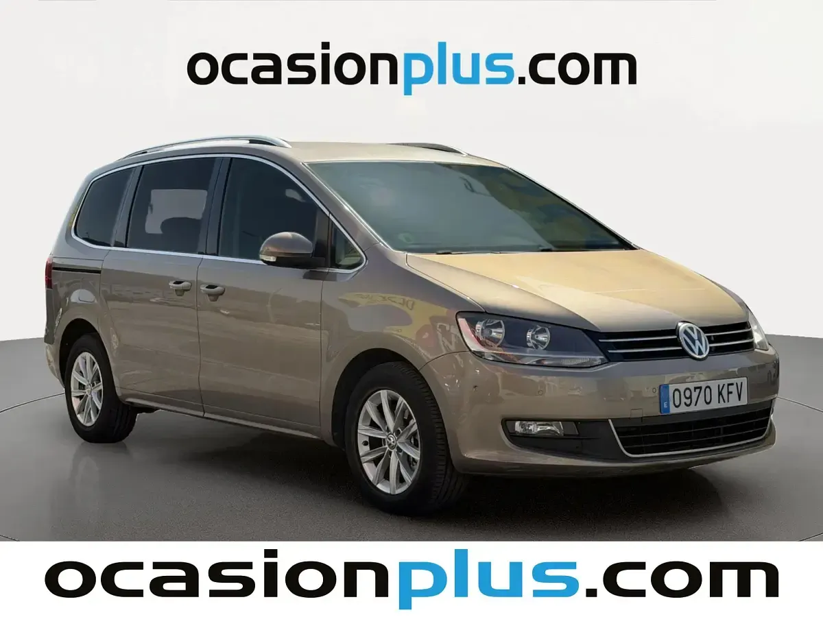 Usado VW Sharan Edition 150 CV (110 kW) 2017 Oro Monovolumen