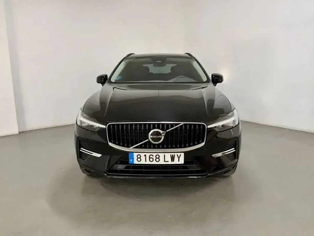 Usado Volvo XC60 Core 197 CV (144 kW) 2022 Negro SUV