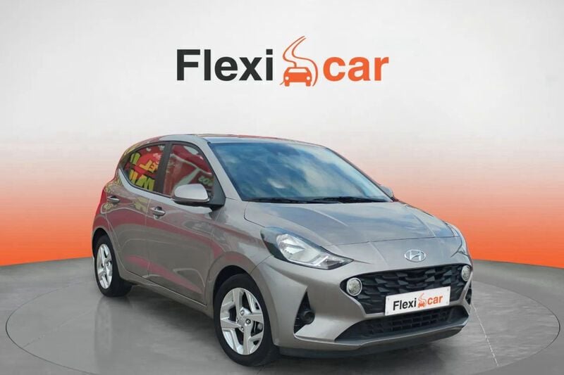 Gris Usado 2022 Hyundai i10 Utilitario | 10.890 € (Precio justo) - Imagen 1/4