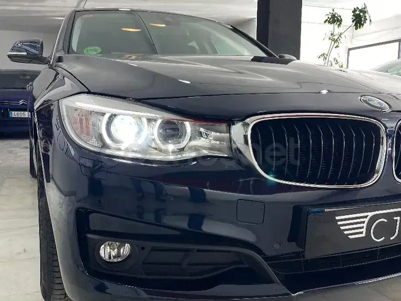 Usado BMW 318 Comfort Edition 143 CV (105 kW) 2014 Azul Berlina