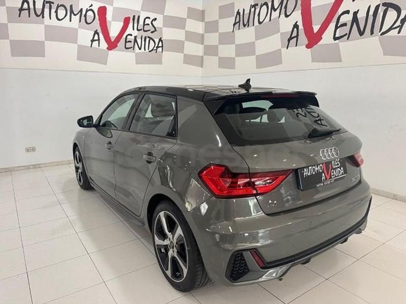 Usado Audi A1 Sportback S-Line 110 CV (80 kW) 2021 Gris / plata Utilitario