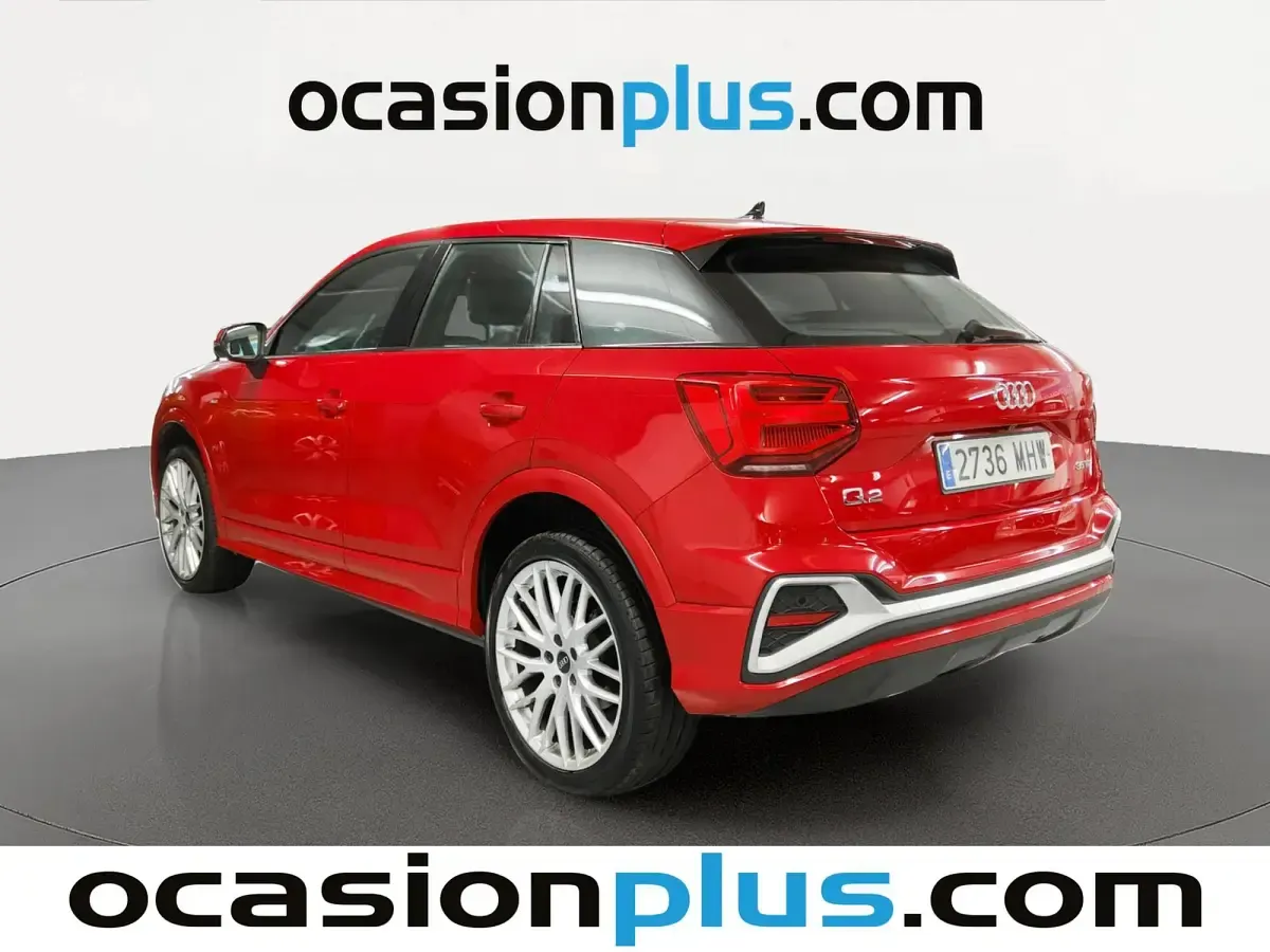 Usado Audi Q2 S-Line 150 CV (110 kW) 2023 Rojo SUV