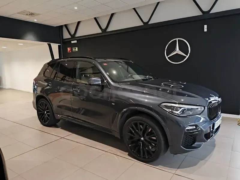 Usado BMW X5 340 CV (250 kW) 2021 Gris / plata SUV