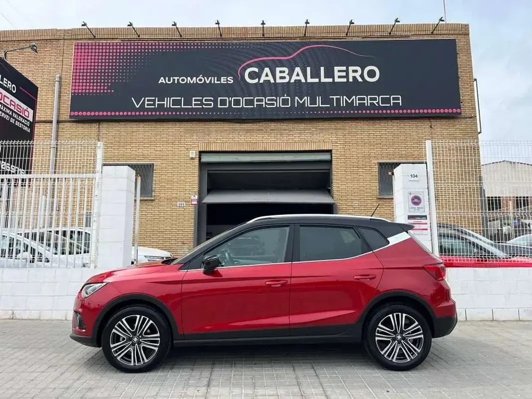 Usado Seat Arona XCELLENCE 95 CV (69 kW) 2019 Rojo SUV